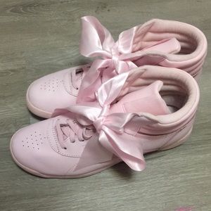 Pink Ribbon Reebok Size 8
